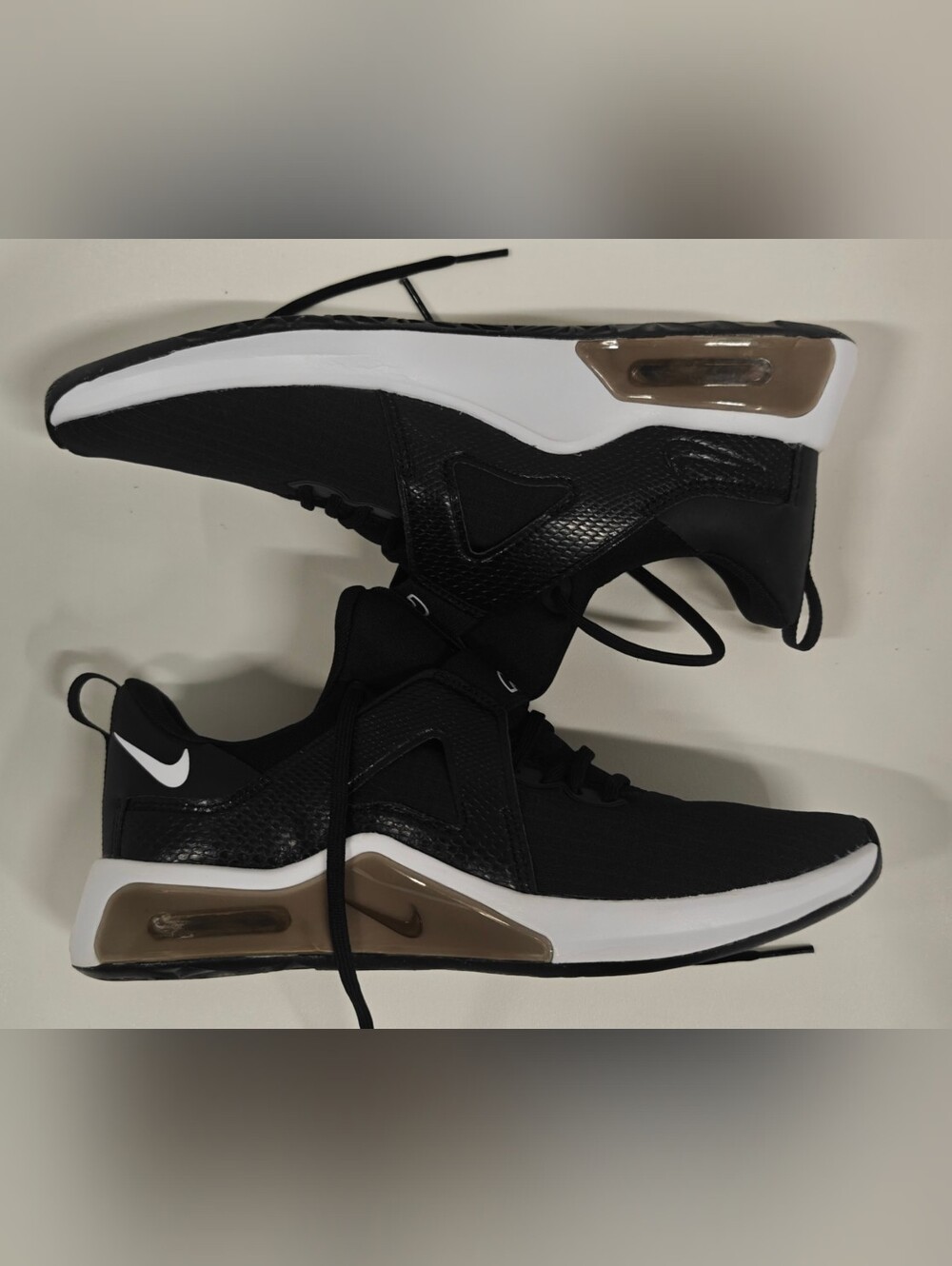 Nike Air Max Bella TR 5 Womens Training Shoes Black Lace Up Gym Workout Sneakers